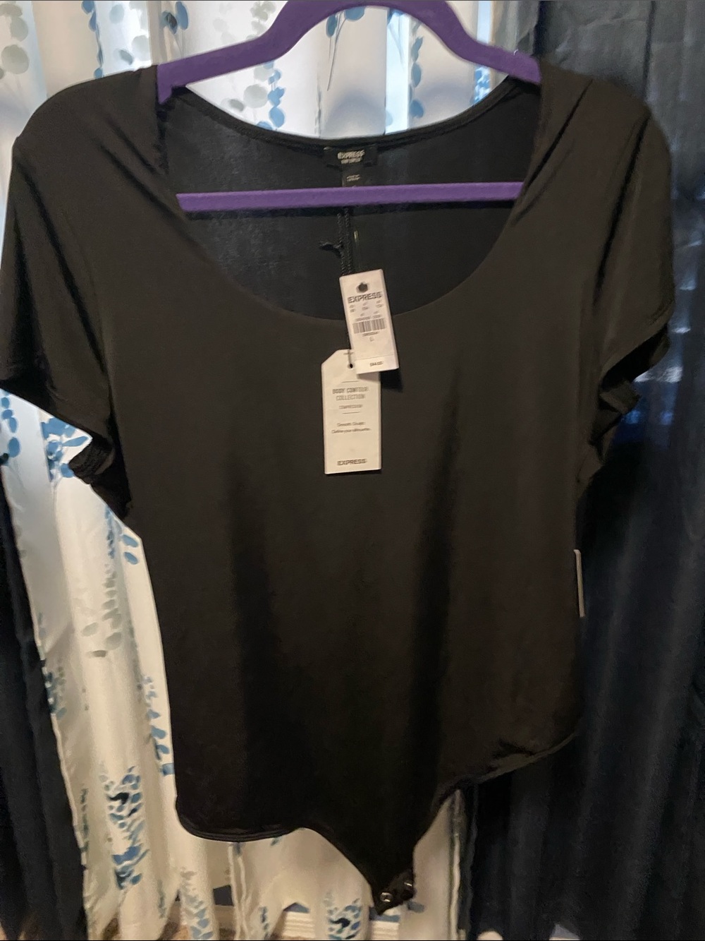 Express Black Scoop-Neck Short Sleeve Bodysuit